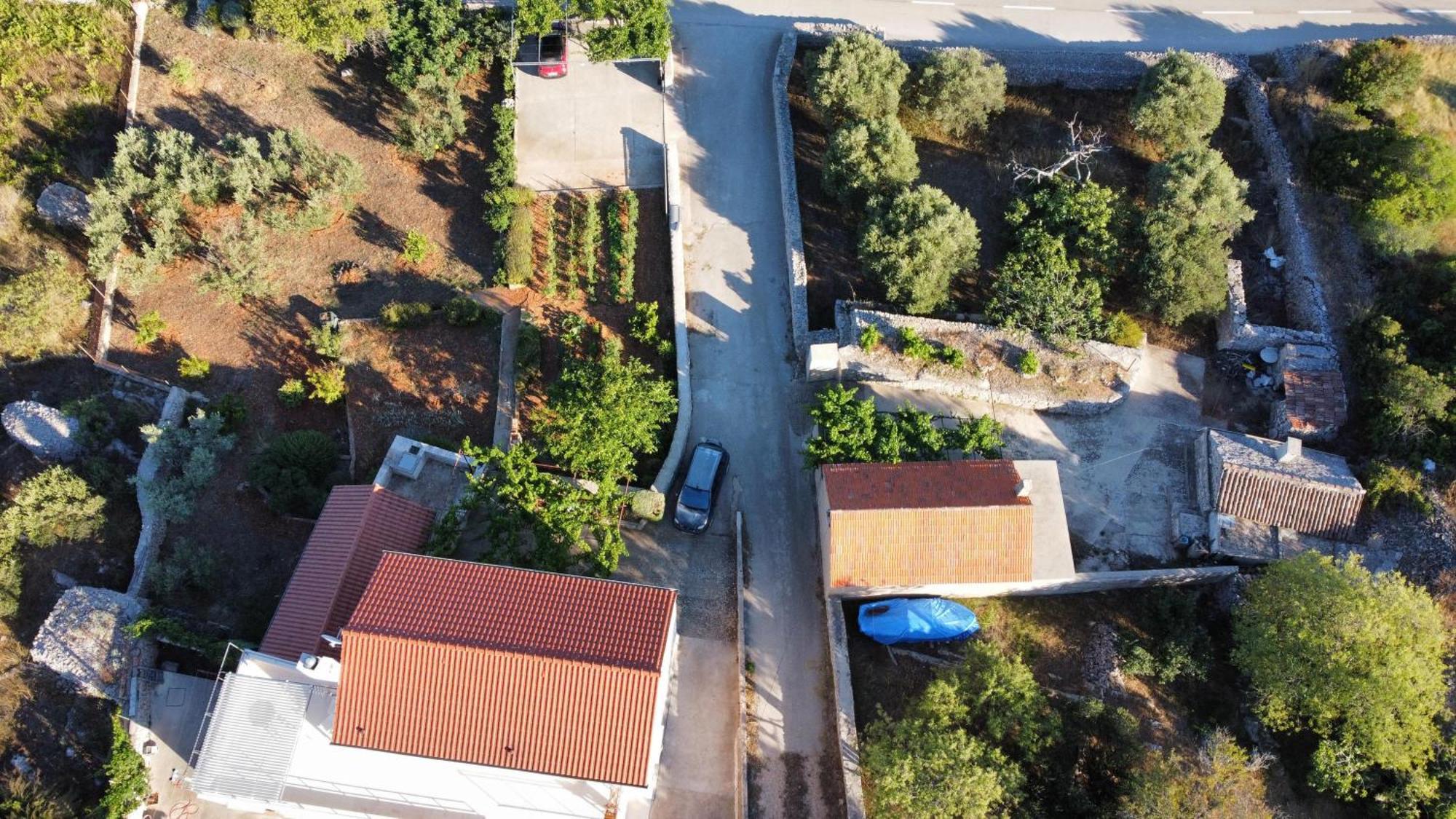 Apartmani Betini Komiza Bagian luar foto